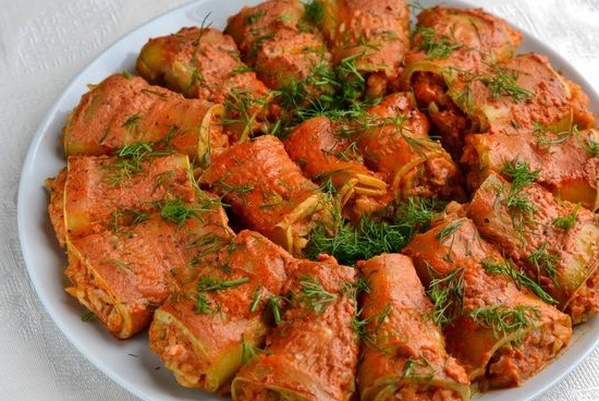 Необычные голубцы из кабачков: простой и вкусный рецепт для всей семьи