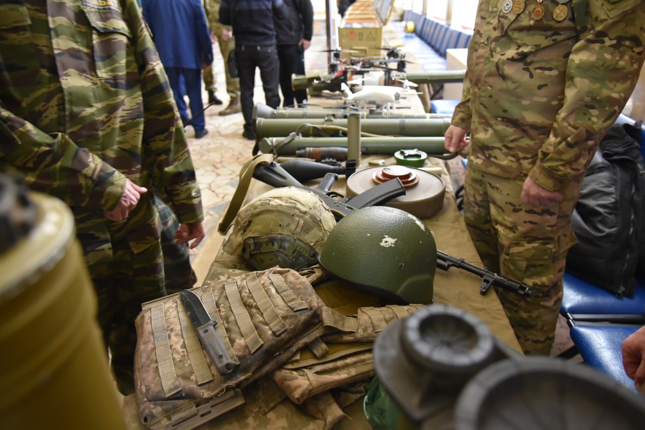 Во Дворце культуры состоялось торжественное мероприятие, посвящённое Дню памяти о россиянах, исполнявших служебный долг за пределами Отечества Во Дворце культуры состоялось торжественное мероприятие, посвящённое Дню памяти о россиянах, исполнявших служебный долг за пределами Отечества