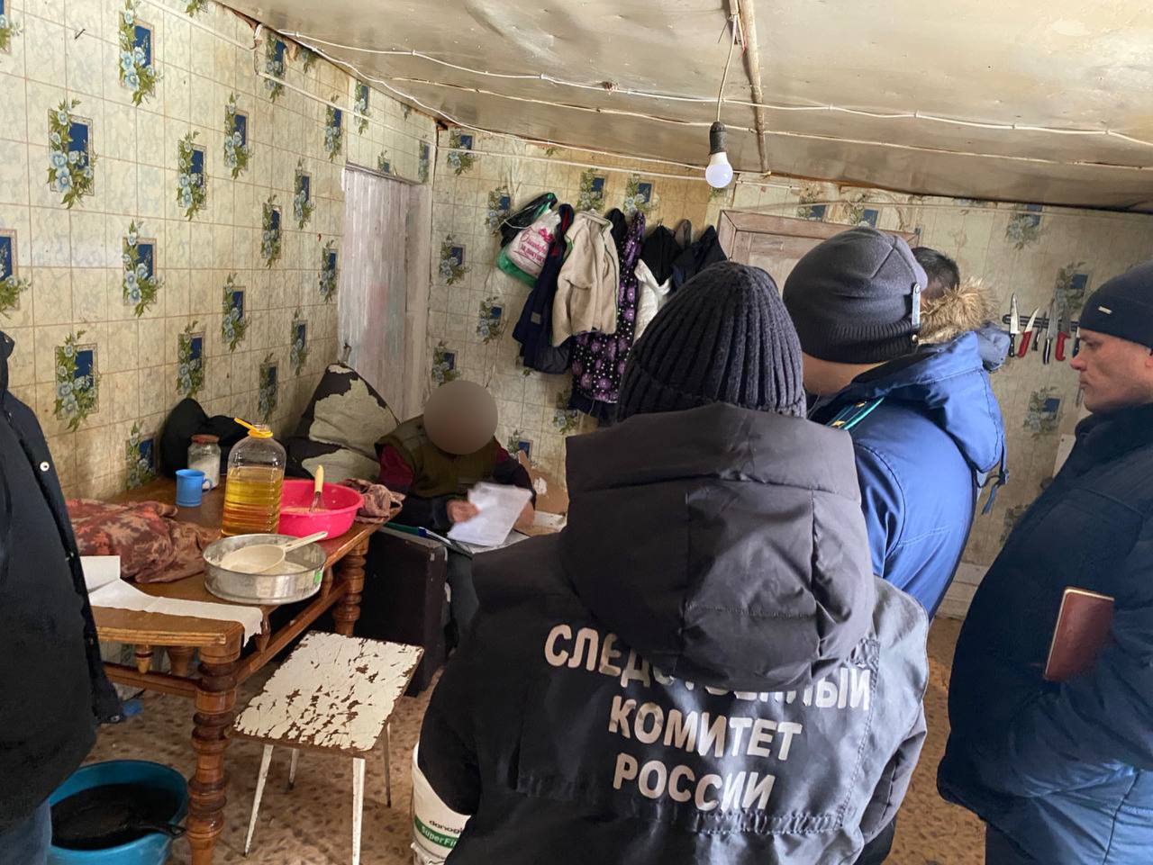 По поручению руководителя регионального управления Дмитрия Александровича Костина следователями СК совместно с сотрудниками силовых ведомств проведен рейд по выявлению фактов нарушений миграционного законодательства в...