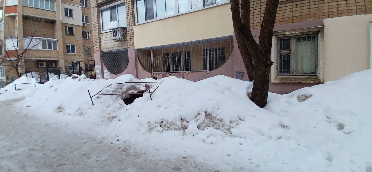 По поручению руководителя регионального управления следователями СК проводится доследственная проверка по факту травмирования ребенка в Октябрьском районе города Саратова