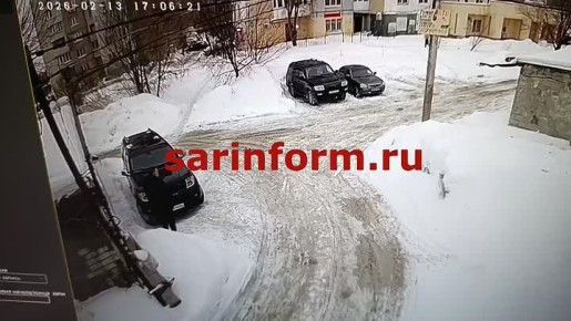 Помешал забрать "закладку": в Саратове подросток брызнул мужчине в лицо баллончиком