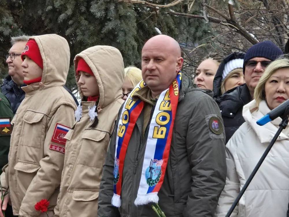 Принял участие в митинге, посвященном Дню памяти о россиянах, исполнявших служебный долг за пределами Отечества и 37-й годовщине вывода советских войск с территории Афганистана Принял участие в митинге, посвященном Дню памяти о россиянах, исполнявших служебный долг за пределами Отечества и 37-й годовщине вывода советских войск с территории Афганистана