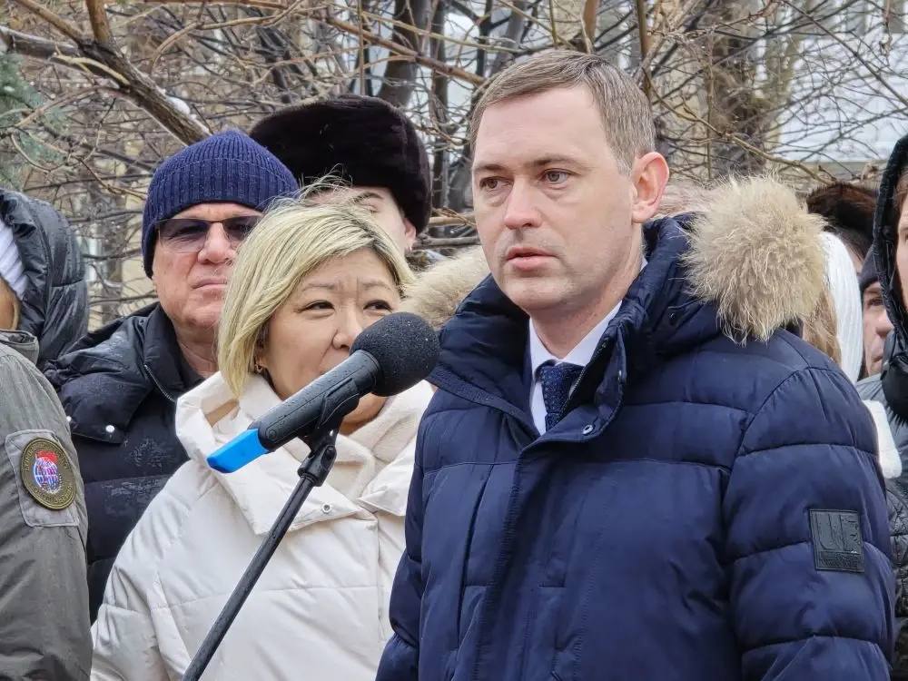 Принял участие в митинге, посвященном Дню памяти о россиянах, исполнявших служебный долг за пределами Отечества и 37-й годовщине вывода советских войск с территории Афганистана Принял участие в митинге, посвященном Дню памяти о россиянах, исполнявших служебный долг за пределами Отечества и 37-й годовщине вывода советских войск с территории Афганистана