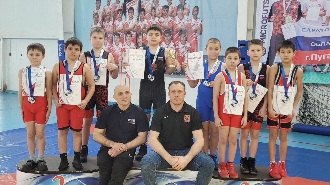 Успех балаковских борцов на турнире в Пугачёве