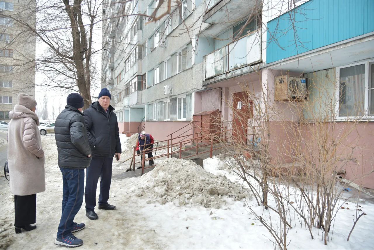 По поручению Сергея Барулина организована комиссия для проверки адресов, где жители жалуются на некачественное отопление По поручению Сергея Барулина организована комиссия для проверки адресов, где жители жалуются на некачественное отопление