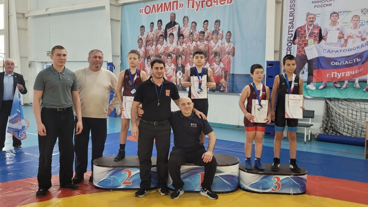 Успех балаковских борцов на турнире в Пугачёве Успех балаковских борцов на турнире в Пугачёве