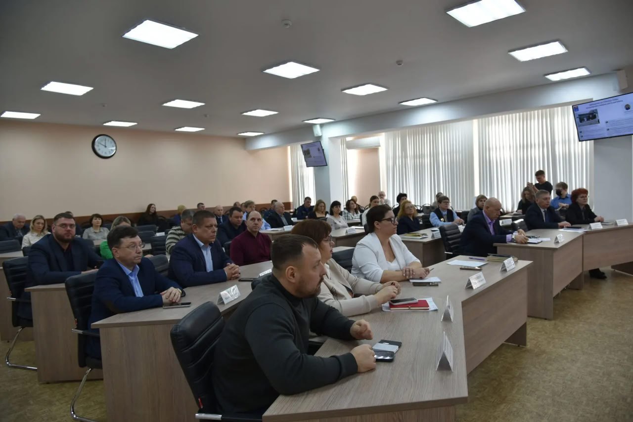 Сегодня провели постоянно действующее совещание Сегодня провели постоянно действующее совещание