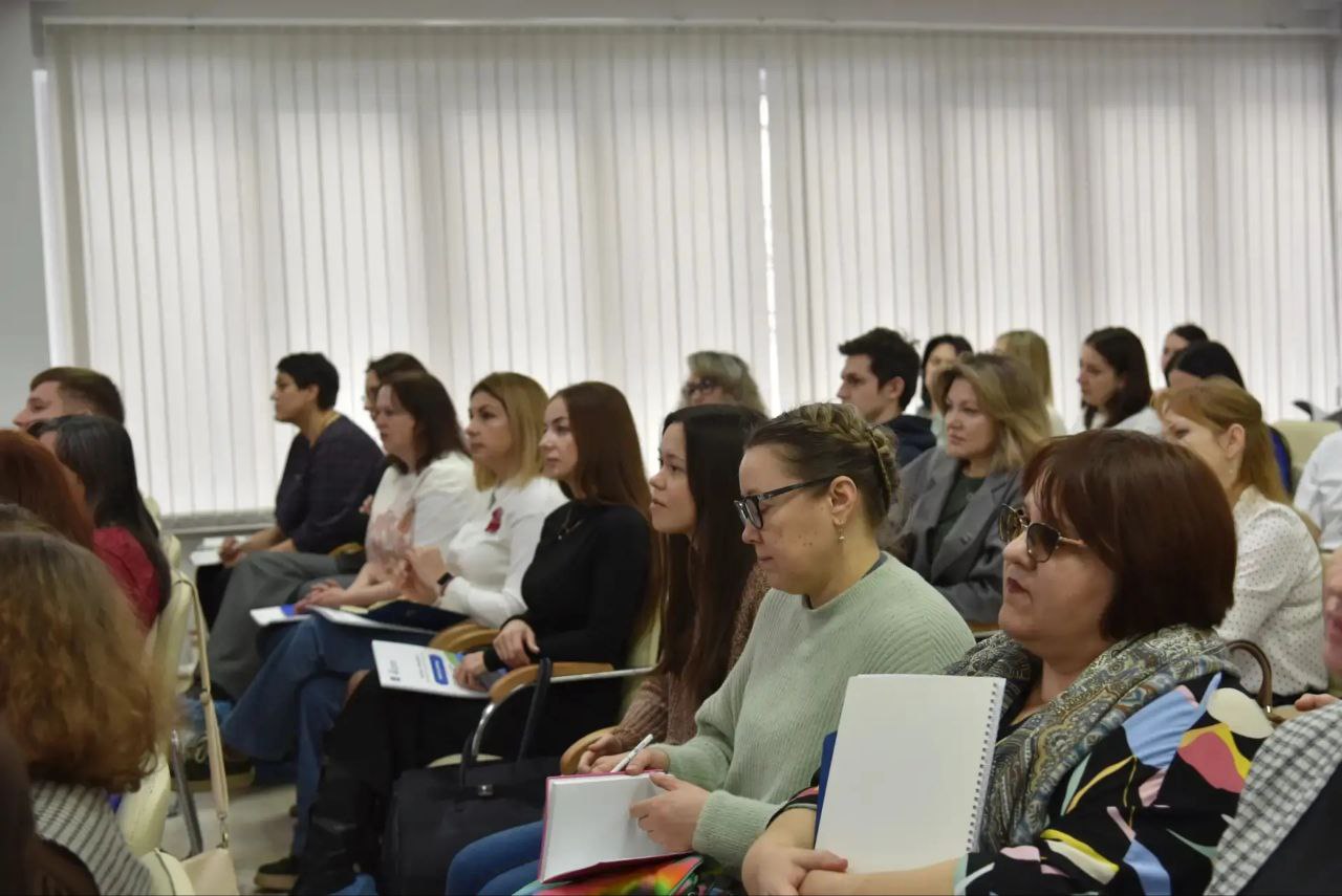 В «Молодёжной инициативе» проходит семинар в рамках конкурса «Творим добро вместе» В «Молодёжной инициативе» проходит семинар в рамках конкурса «Творим добро вместе»