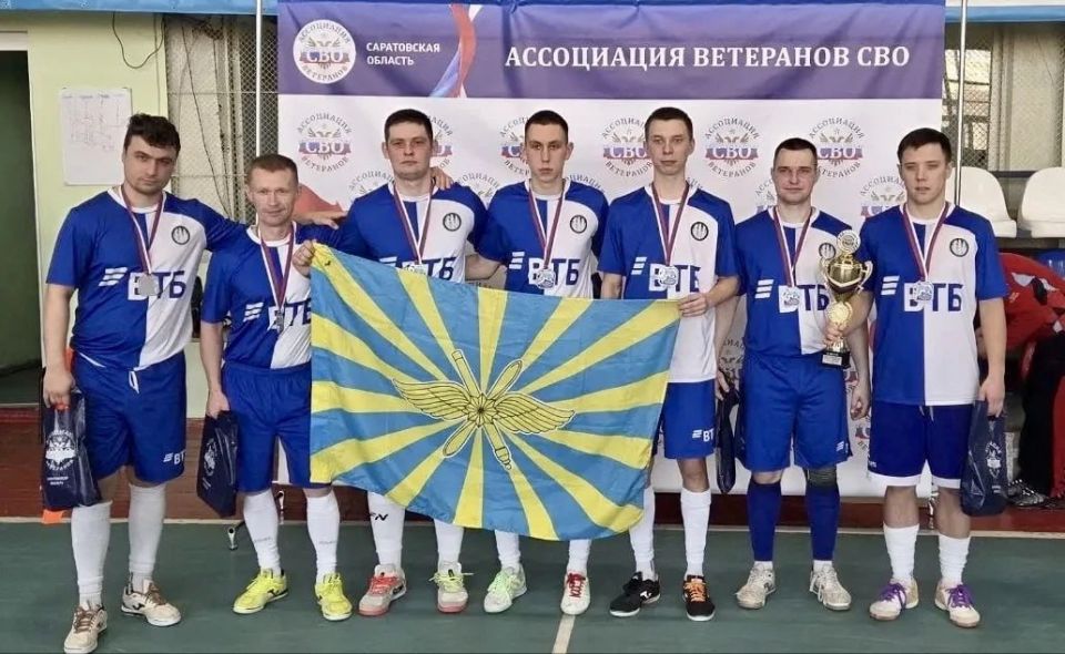 В Энгельсе состоялся турнир по мини-футболу «Кубок Ассоциации ветеранов СВО»