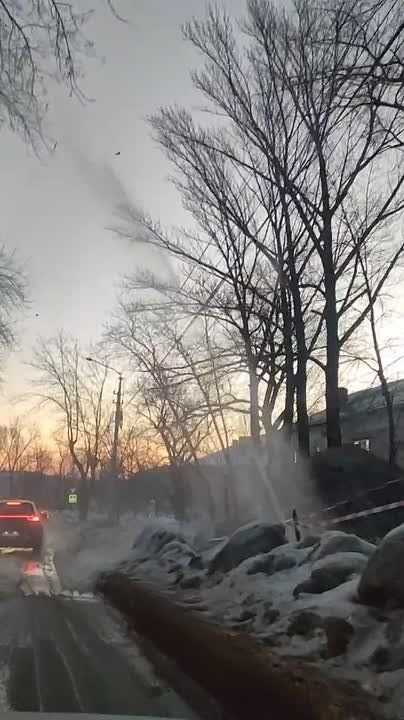 Очередной "коммунальный фонтан" в Саратове