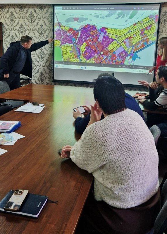 В Управлении градорегулирования и архитектуры прошла очередная стратегическая сессия по разработке проекта Единого документа Энгельса В Управлении градорегулирования и архитектуры прошла очередная стратегическая сессия по разработке проекта Единого документа Энгельса