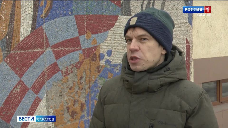 Исчезающее наследие. Краеведы и художники Саратова бьют тревогу — советские мозаики, которые долгие годы украшали город, все больше приходят в негодность