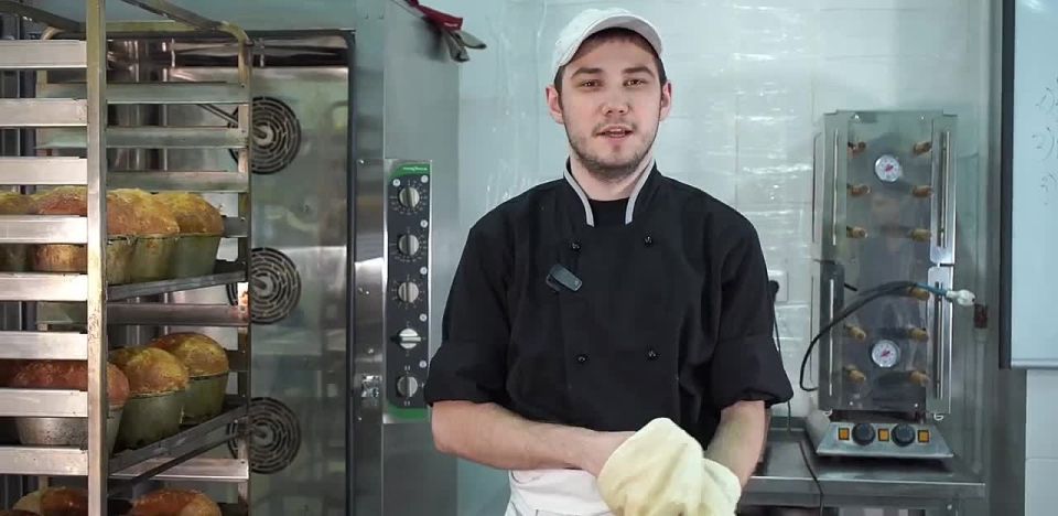 ���������� MAX ��������� �������� � ����������� ����������