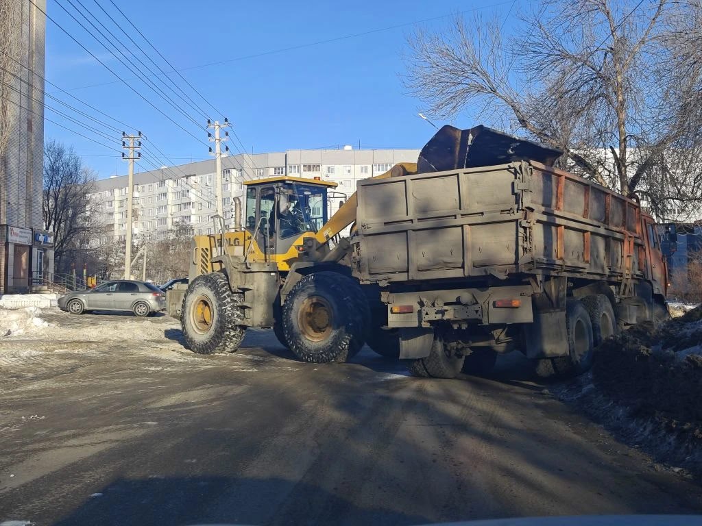 Коммунальные службы города Балаково готовы к ночному снегопаду Коммунальные службы города Балаково готовы к ночному снегопаду