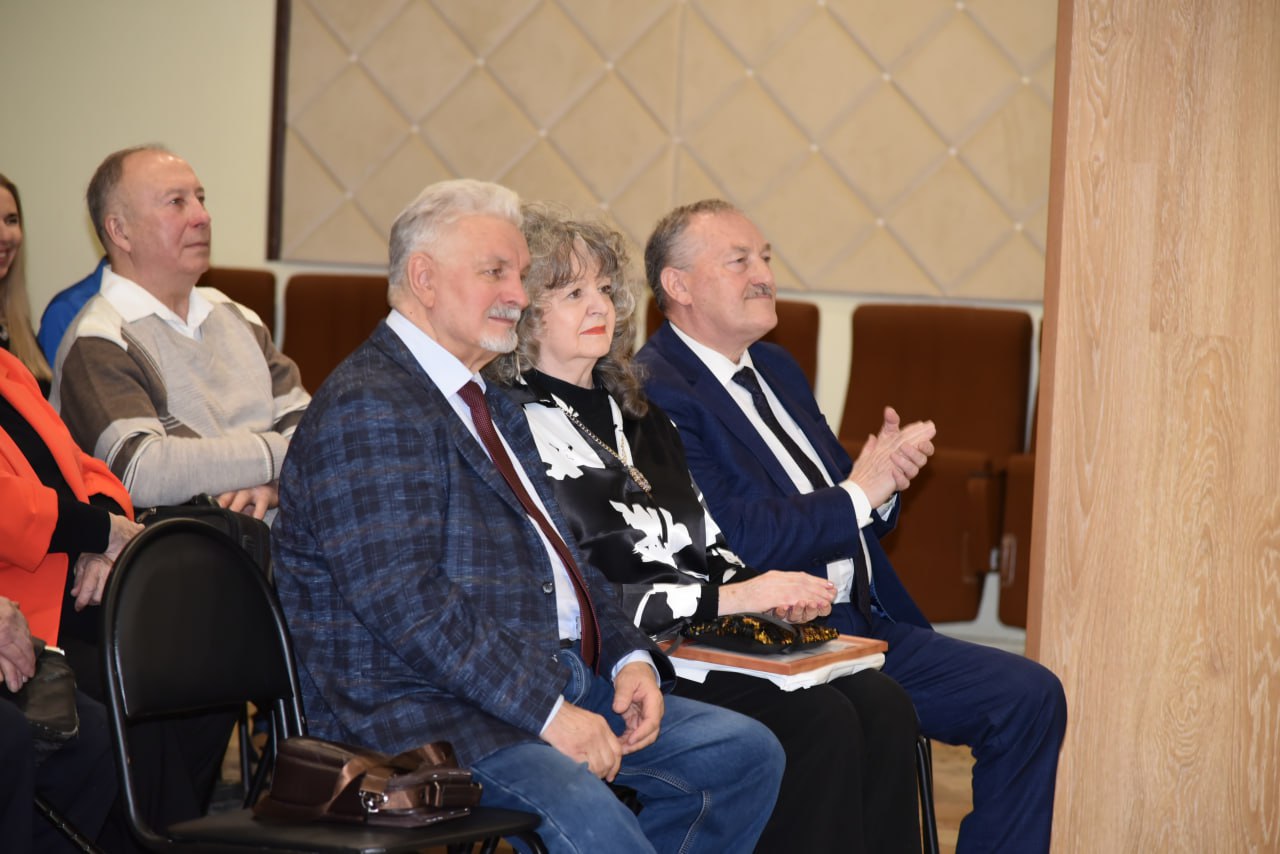 Газета «Балаковские вести» отметила свой 35-летний юбилей Газета «Балаковские вести» отметила свой 35-летний юбилей