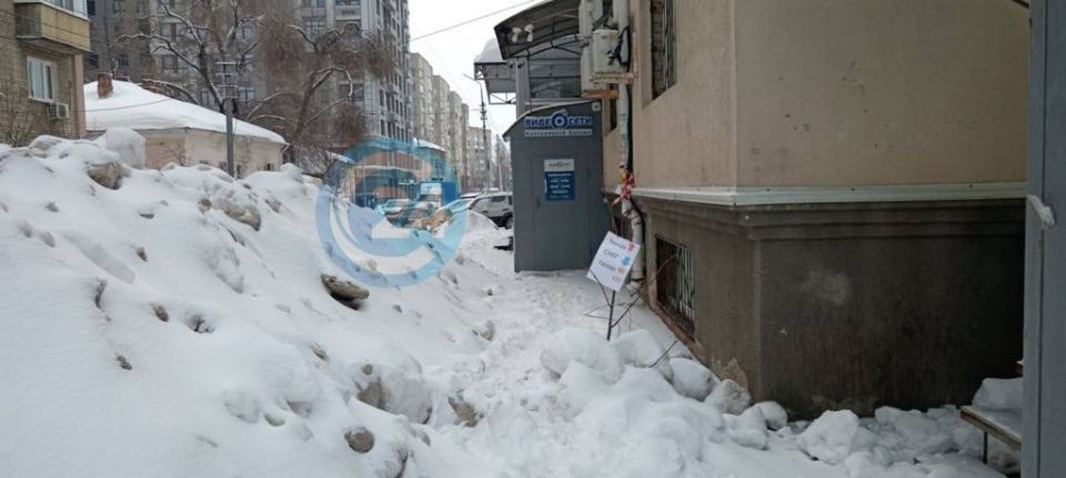 Предупреждающие таблички бывают разные....в Саратове такие