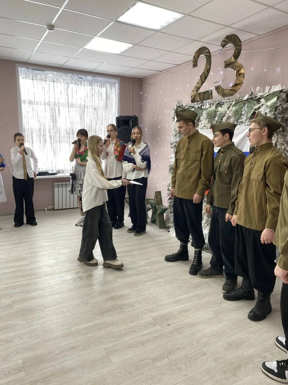 В Николевском чествовали защитников Отечества: концерт, тронувший сердца В Николевском чествовали защитников Отечества: концерт, тронувший сердца