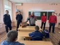 В Саратове полицейские совместно с активистами местного отделения Движения Первых провели для воспитанников ЦВСНП мероприятие по трудовому воспитанию