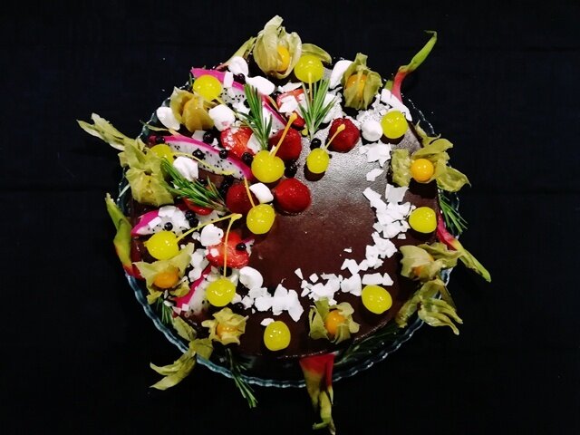 Трёхслойный десерт, который покоряет сердца: просто, вкусно и без выпечки