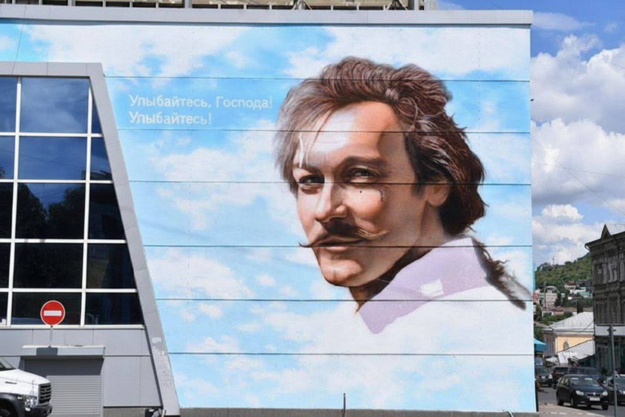 Сегодня выдающемуся артисту театра и кино Олегу Янковскому исполнилось бы 82 года