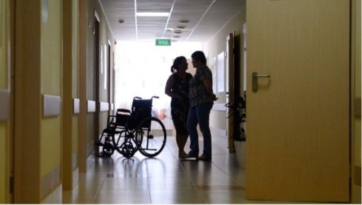 В Госдуме обсуждают увеличение пенсии для ухаживающих до уровня МРОТ