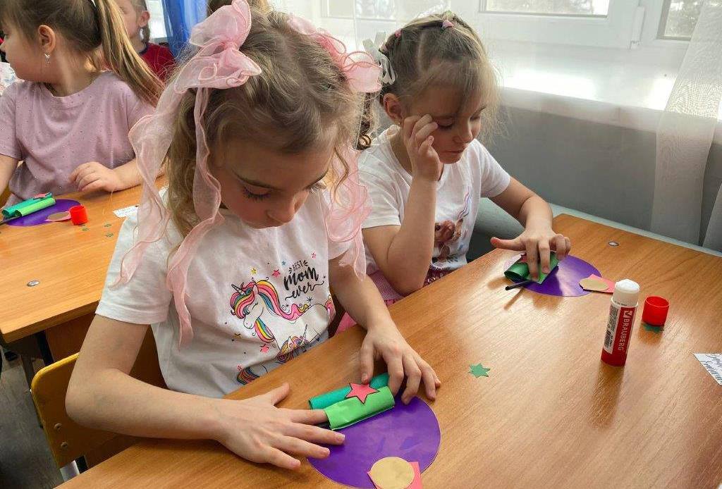 «Нашим героям»: День защитника Отечества отмечают в социозащитных учреждениях области