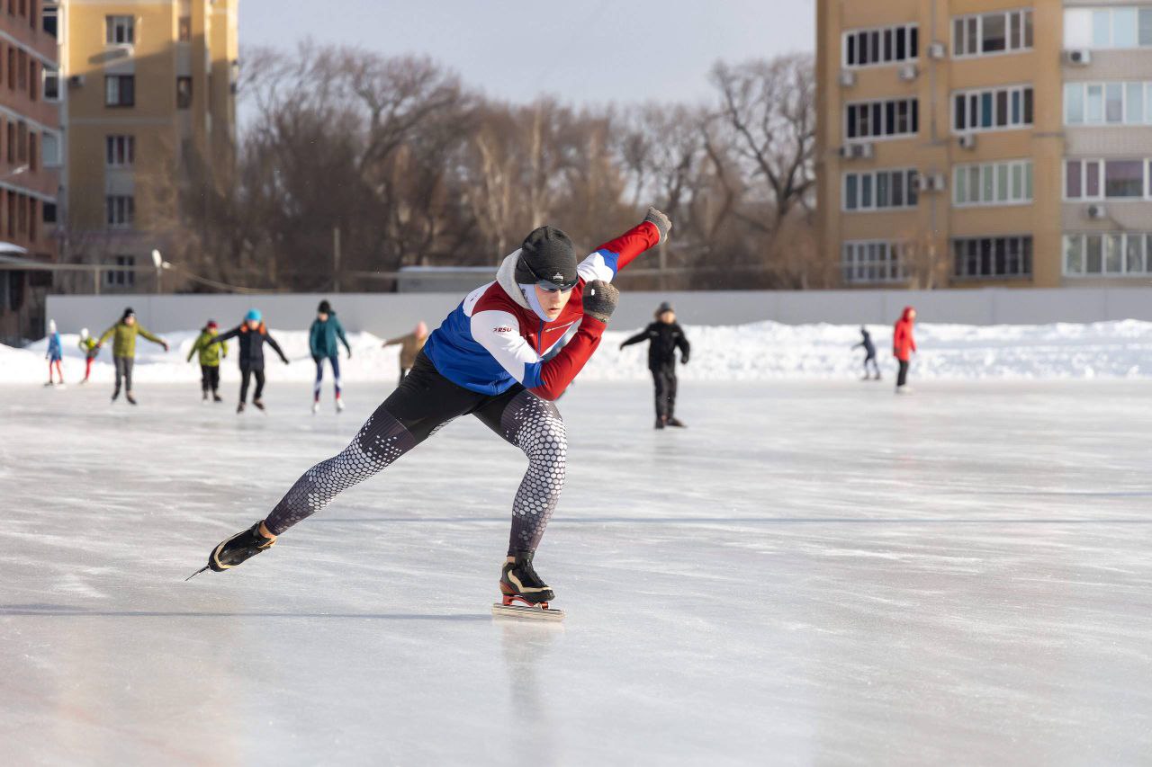 На муниципальном стадионе «Спартак» завершились городские соревнования по конькобежному спорту «Кубок памяти А.К. Капчинского»
