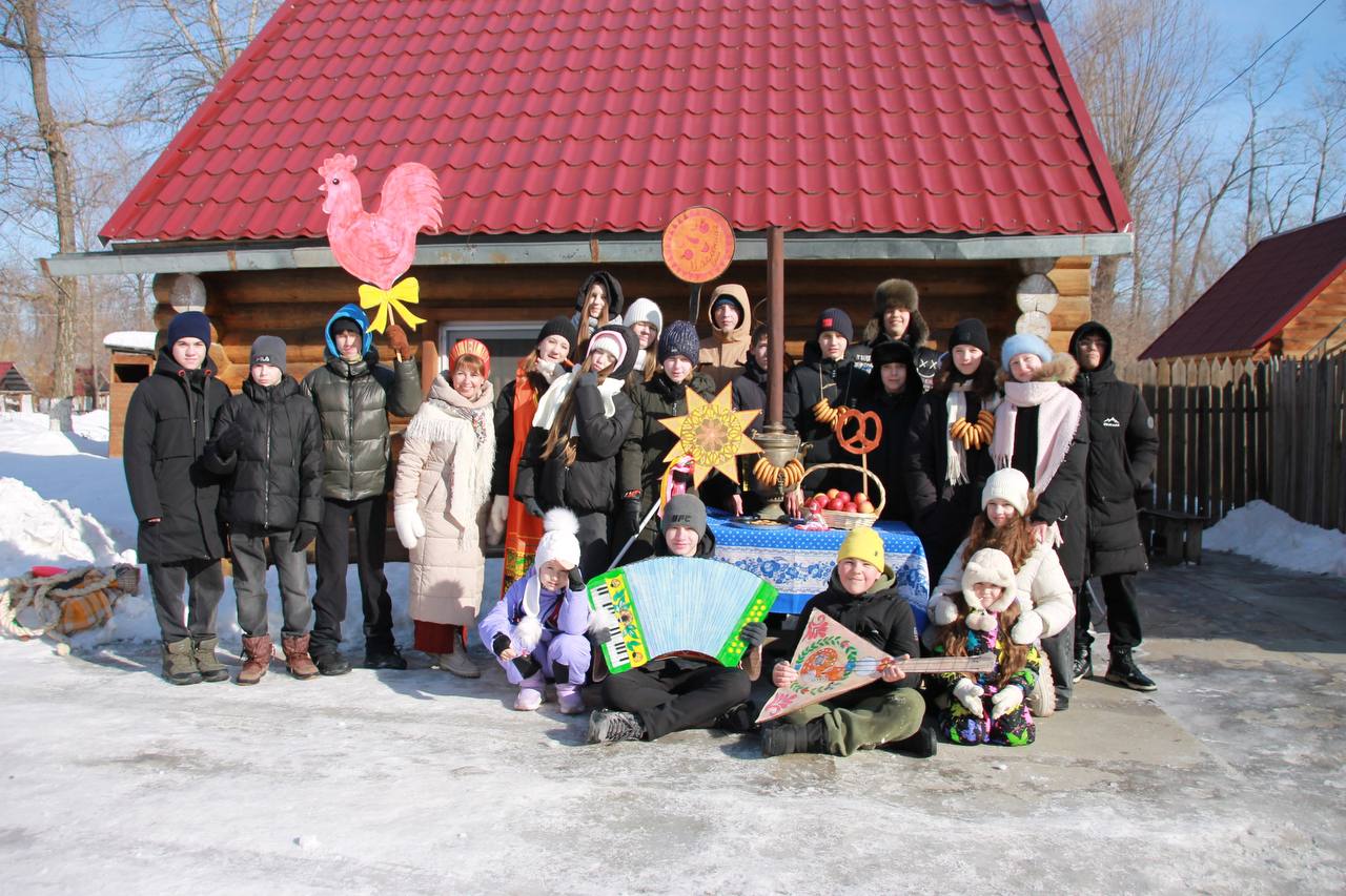 С блинами и играми: как учащиеся Лицея №2 весну зазывали