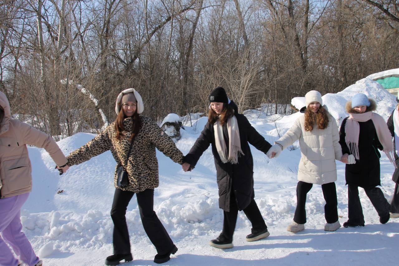 С блинами и играми: как учащиеся Лицея №2 весну зазывали С блинами и играми: как учащиеся Лицея №2 весну зазывали