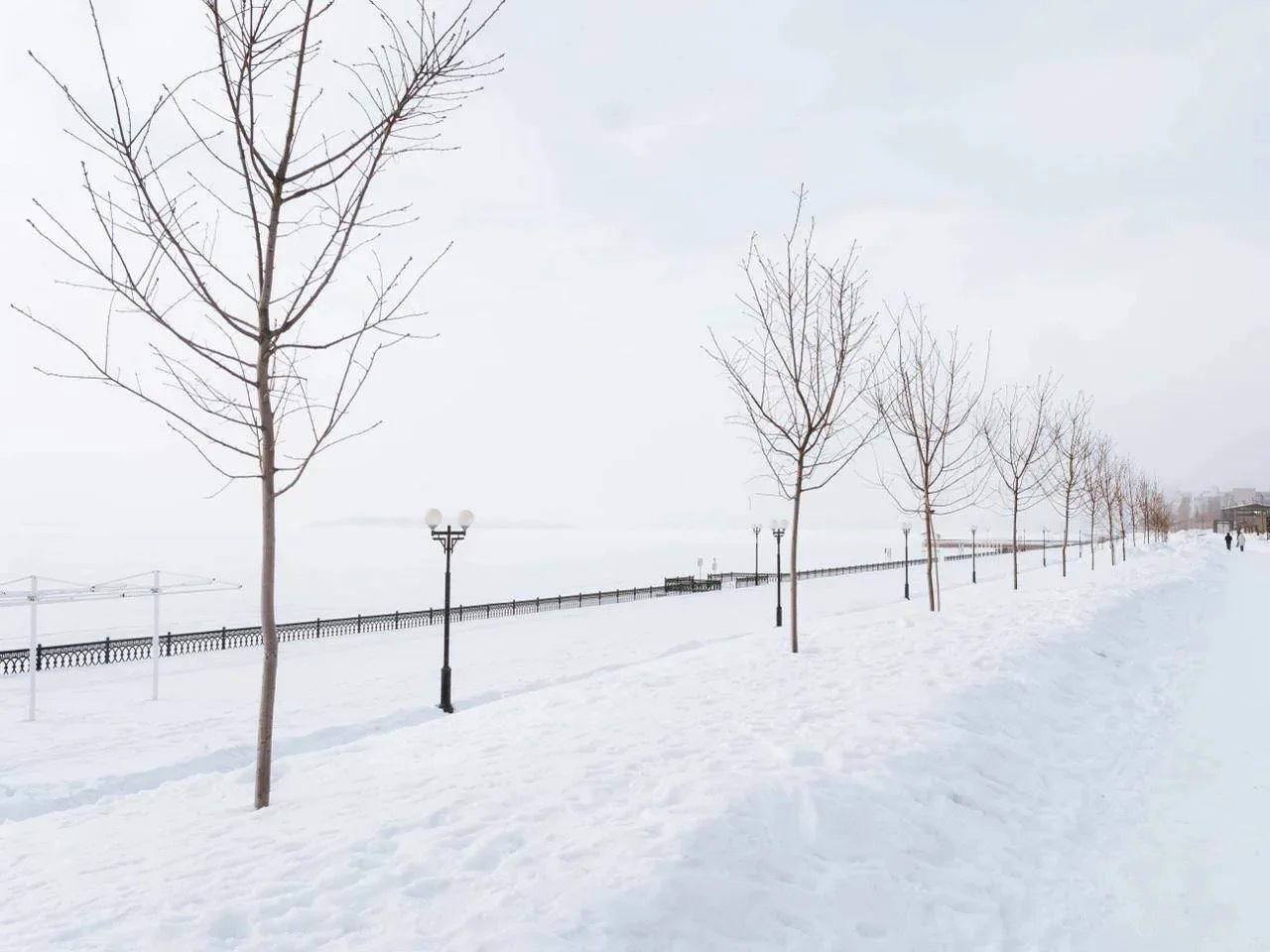 Вслед за зимой придет весна, а за весною лето Вслед за зимой придет весна, а за весною лето