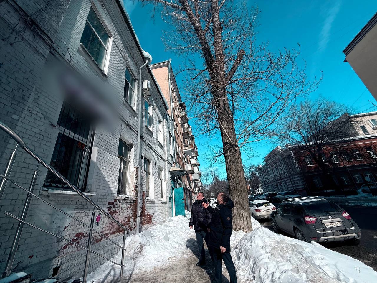 В Саратове продолжается мониторинг состояния дворовых территорий В Саратове продолжается мониторинг состояния дворовых территорий