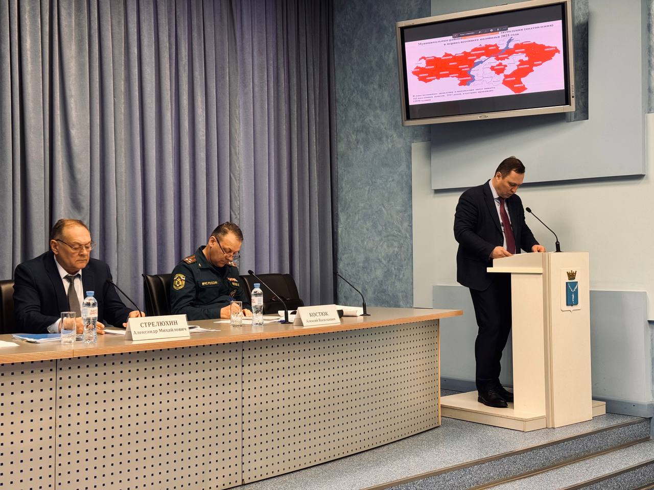 На заседании региональной комиссии по ЧС обсудили подготовку региона к паводкам и пожароопасному сезону