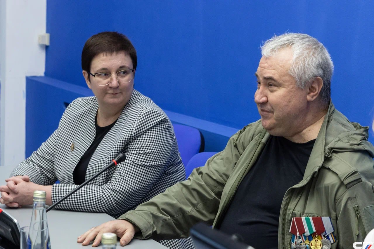 Военкор НТВ встретился с молодежью Саратова Военкор НТВ встретился с молодежью Саратова