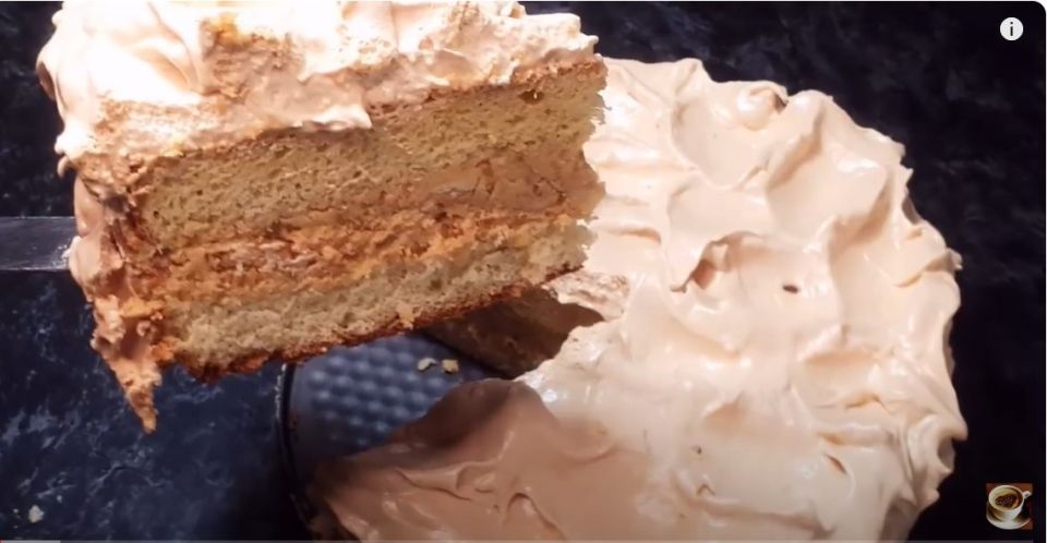 Торт-пирог «Карамельное облако»: легкость и изящество к вашему чаепитию