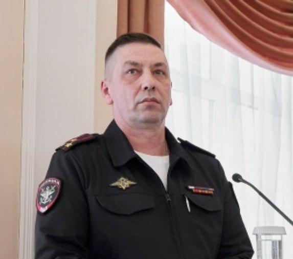 Сотрудники транспортной полиции города Ртищево выступили в роли жюри в смотре строя и строевой песни Сотрудники транспортной полиции города Ртищево выступили в роли жюри в смотре строя и строевой песни