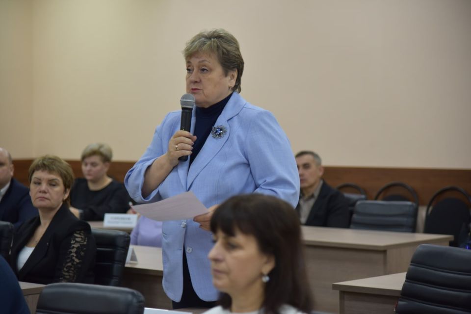 В Балаковском районе снизилась заболеваемость ОРВИ, но грипп и COVID-19 всё ещё фиксируются