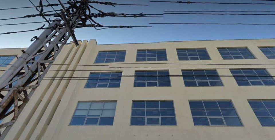 В Саратове наледь рухнула еще на одну прохожую