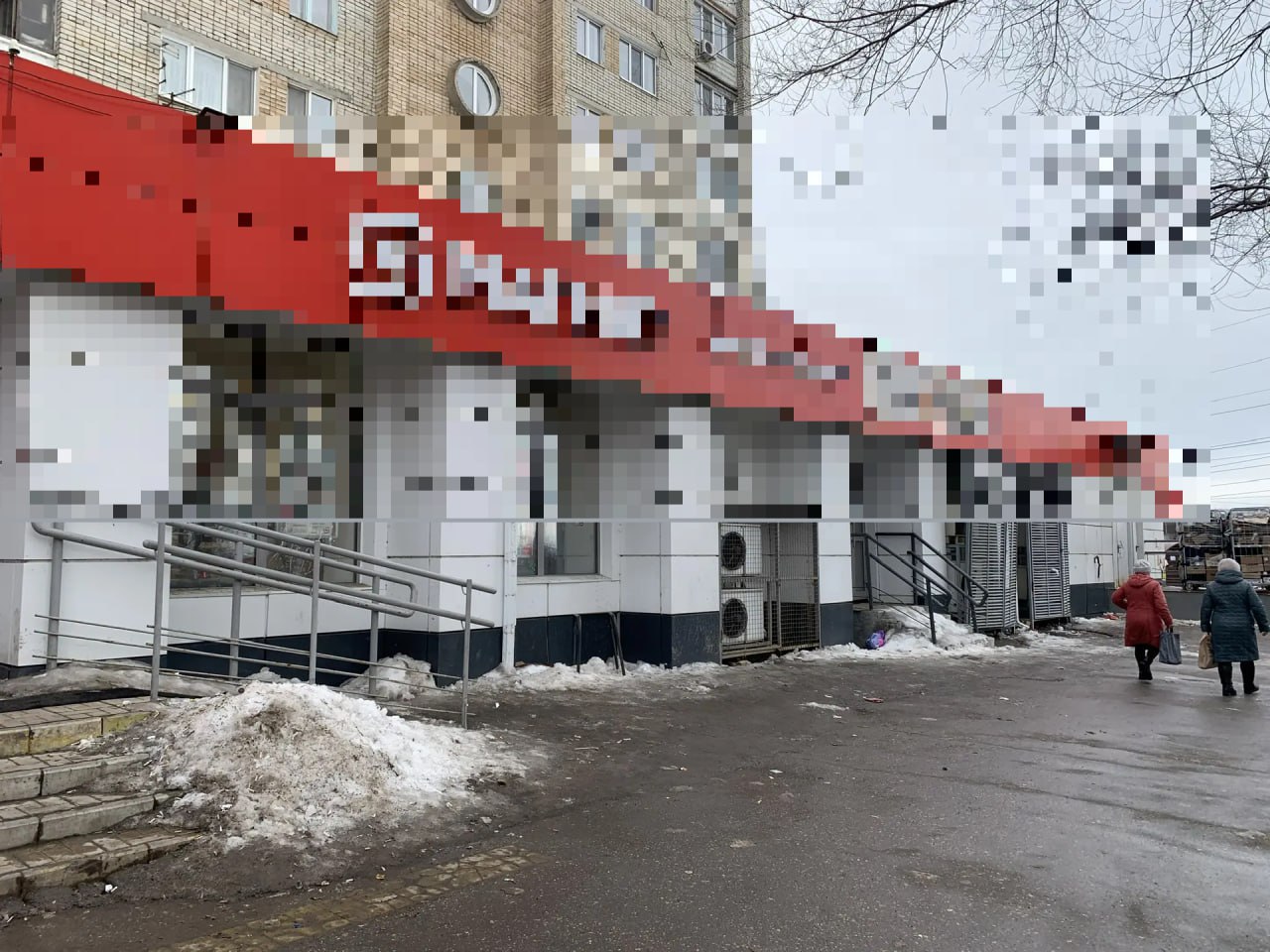 В Энгельсе 53 торговым объектам выписали предписания из-за неубранных прилегающих территорий В Энгельсе 53 торговым объектам выписали предписания из-за неубранных прилегающих территорий