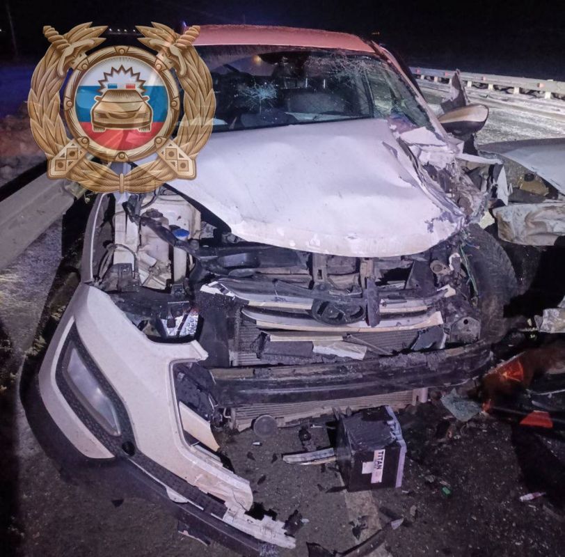 В ДТП под Ершовом два человека погибли и трое серьезно пострадали