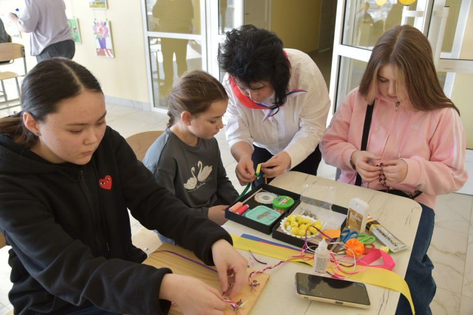 Сегодня в селе Быков Отрог прошло яркое и творческое событие — концерт, посвящённый Международному женскому дню