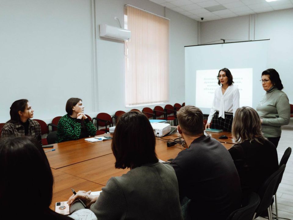 � ��������� ������������� �������� ������������� ���������� ����� ����� � ����� ��������-������������� ����������