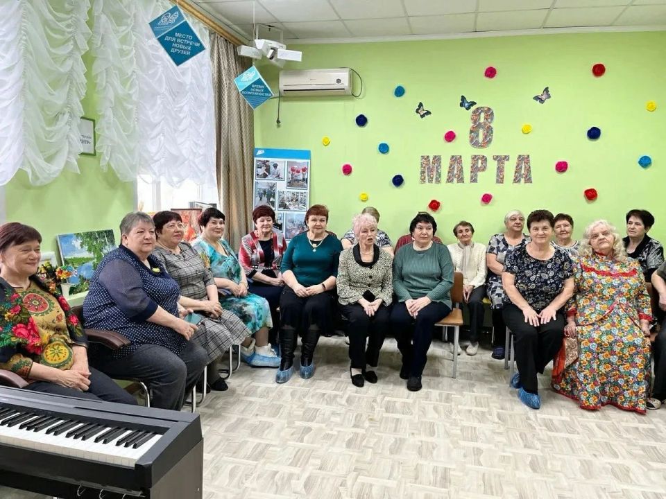 В социозащитных учреждениях области встречают 8 Марта
