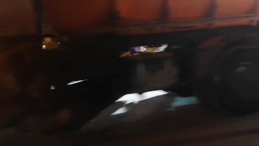 В связи с выпадением осадков, в ночные часы провели сплошную обработку дорог противогололедными материалами