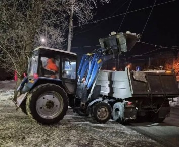 В городе продолжаются плановые работы по благоустройству