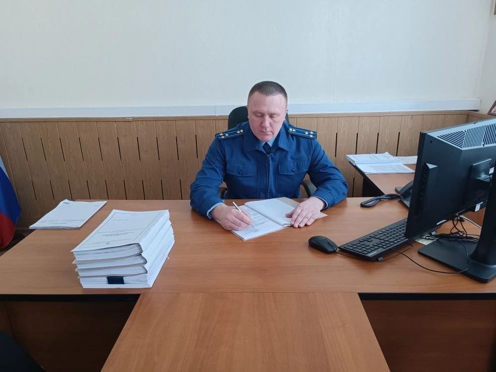 Прокурор Александрово-Гайского района Александр Вдовенко утвердил обвинительное заключение по уголовному делу в отношении начальника ОГУ "Александрово-Гайская РайСББЖ"