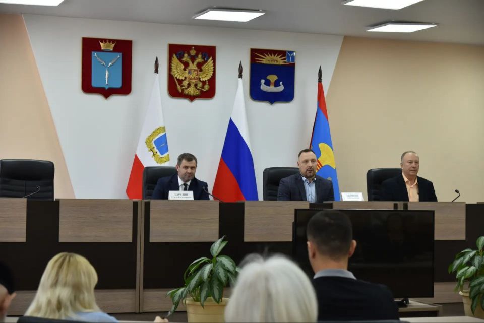 Принял участие в заседании Общественной палаты