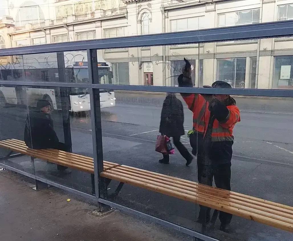 В городе продолжаются плановые работы по благоустройству В городе продолжаются плановые работы по благоустройству