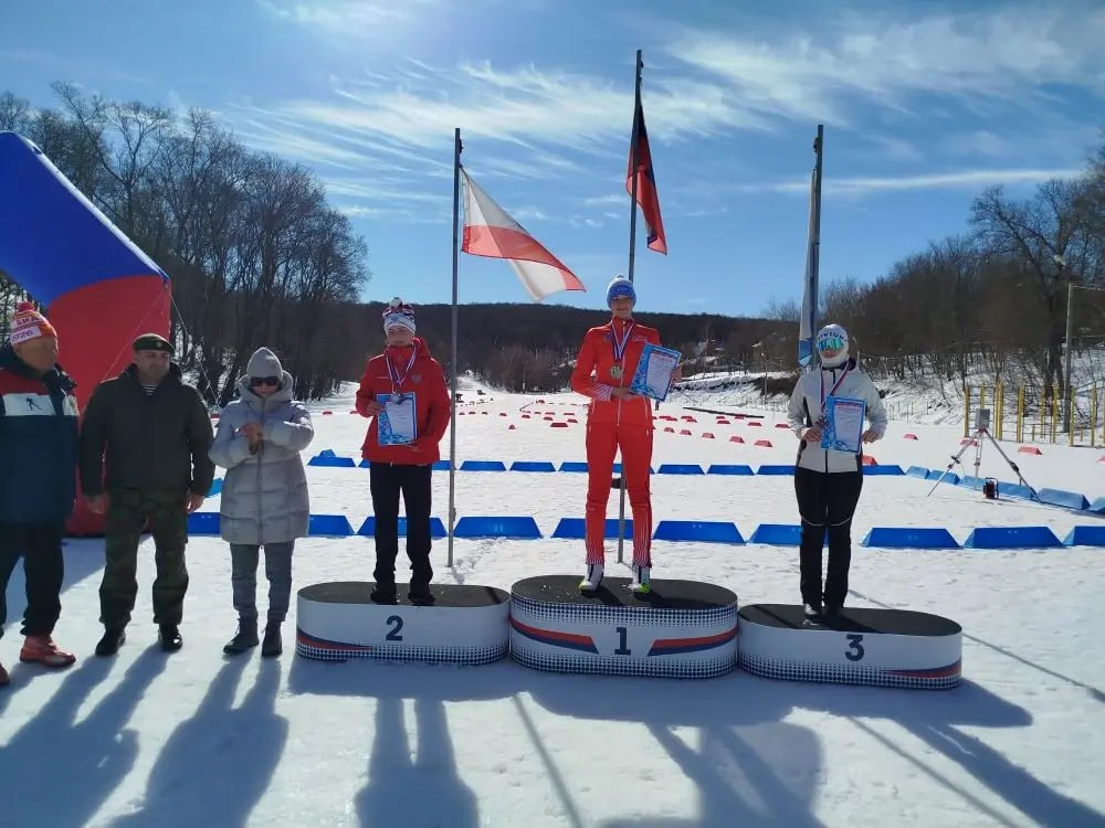 Балаковская биатлонистка завоевала серебряные медали на областных соревнованиях Балаковская биатлонистка завоевала серебряные медали на областных соревнованиях