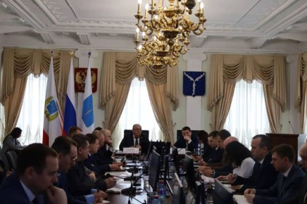 Провел очередное заседание городского штаба по благоустройству