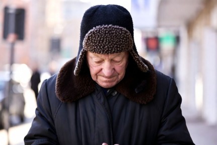 Пенсионеры получат мартовские выплаты раньше из-за праздничных дней